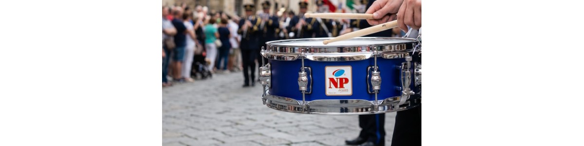 Boîtes de marche de défilé
